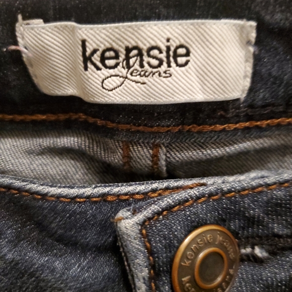 Kensie Effortless Ankle mid-rise jeans. Size 2/26 - Picture 3 of 8